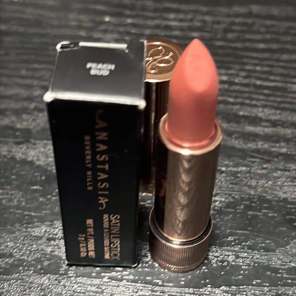 🌙💕Peach Bud Anastasia Beverly Hills Satin Lipstick